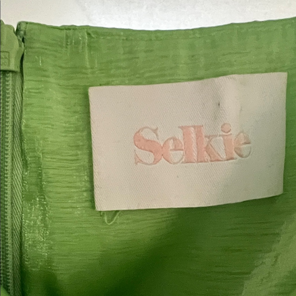 Selki Dress Avocado Green - Picture 2 of 5